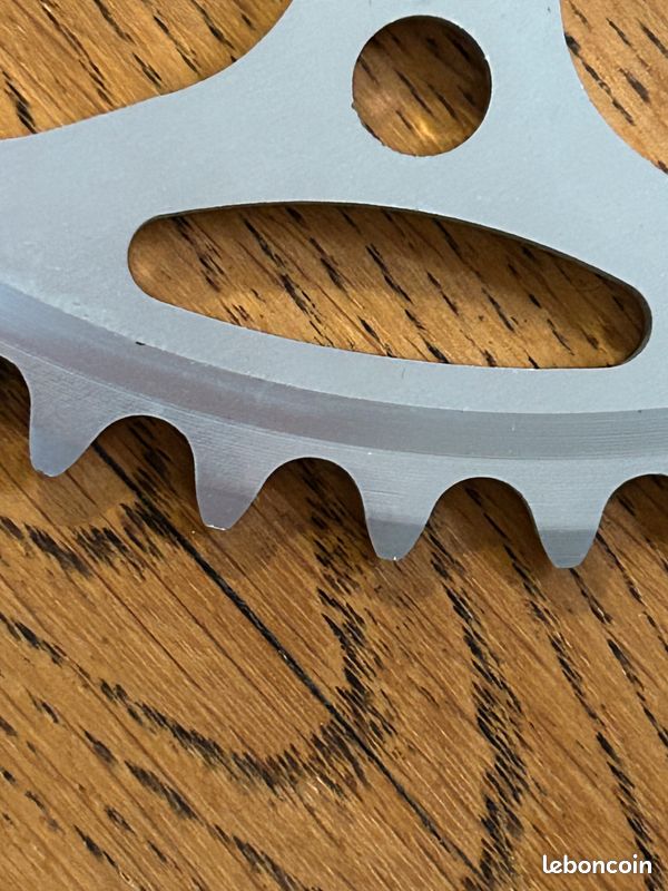 Stronglight plateau 48 dents BCD 130 (image 8)