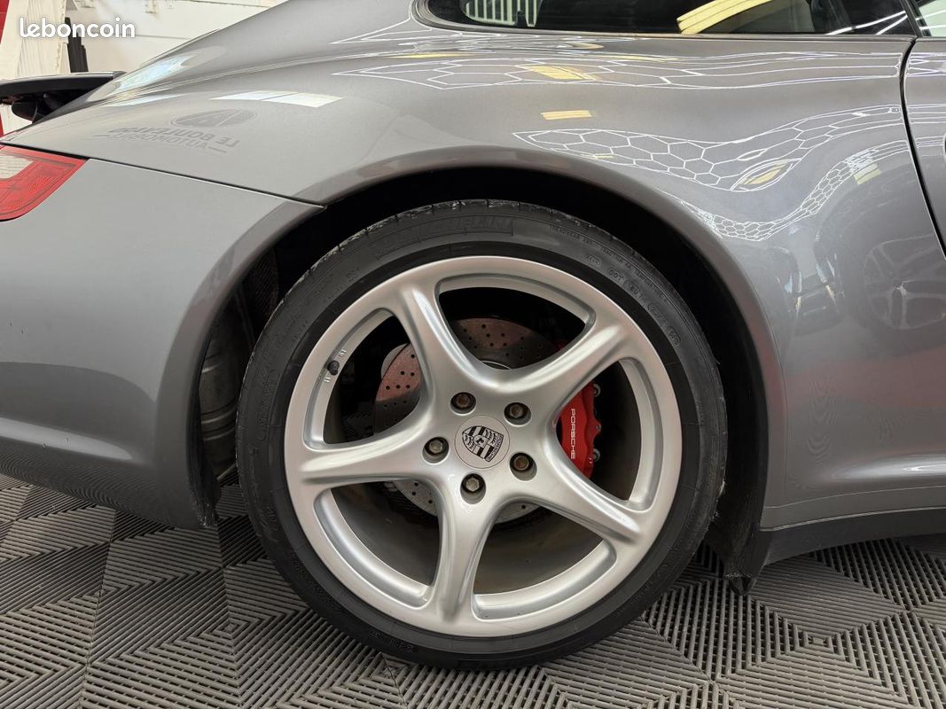 PORSCHE 911 Carrera 4S 3.8i TYPE 997 355CH ECHAPP ET SIEGES SPORT/RADARS (image 24)