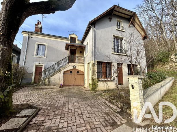 Propriété 6 pièces 100 m²