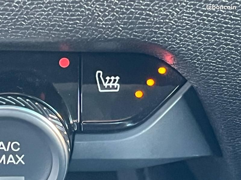 Citroen C4 X 1.2 130ch S&S MAX Automatique (image 16)