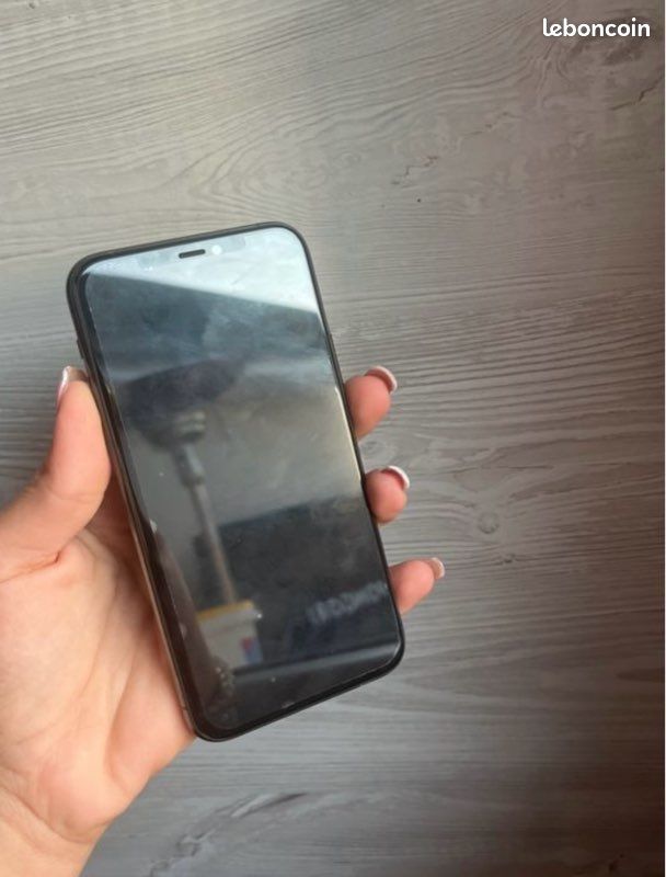 IPhone 11 Pro (image 1)