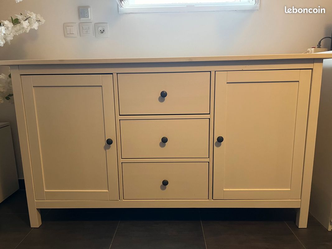 Vends meuble ikea en bois blanc (image 1)