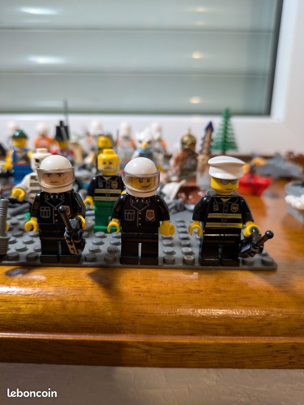 Lego Stars Wars / Pirates / Police (image 10)