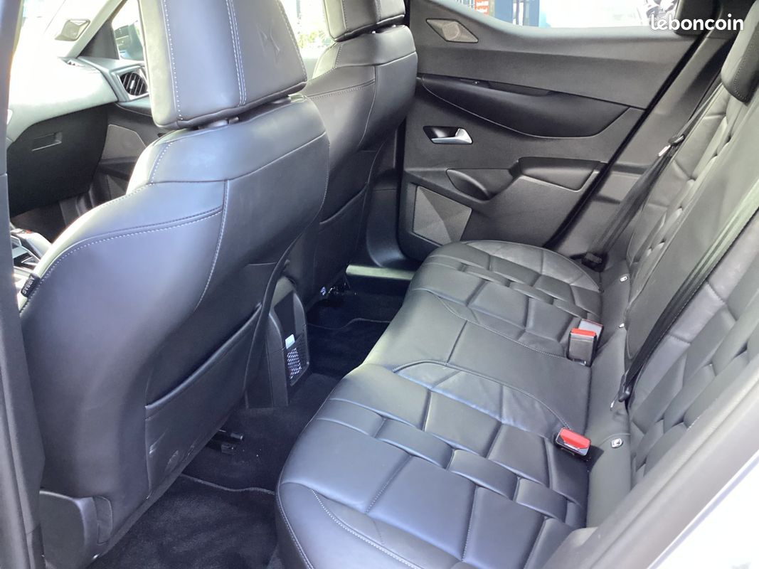 DS DS 3 CROSSBACK Grand Chic 130 CV ESSENCE BOITE AUTO (image 7)