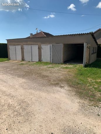Garage à louer