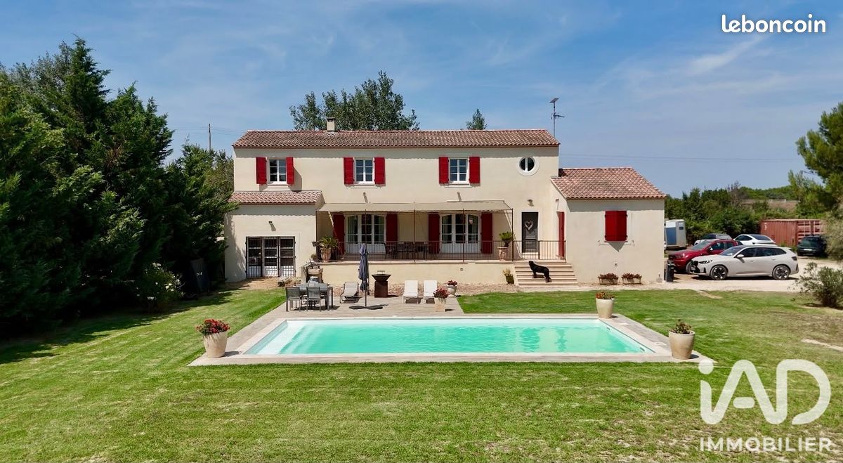Maison 5 pièces 176 m² · à Saint-Gilles · 176 m² · 880 000 €
