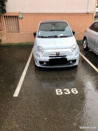 Place de parking stationnement dans Residence sécurisé