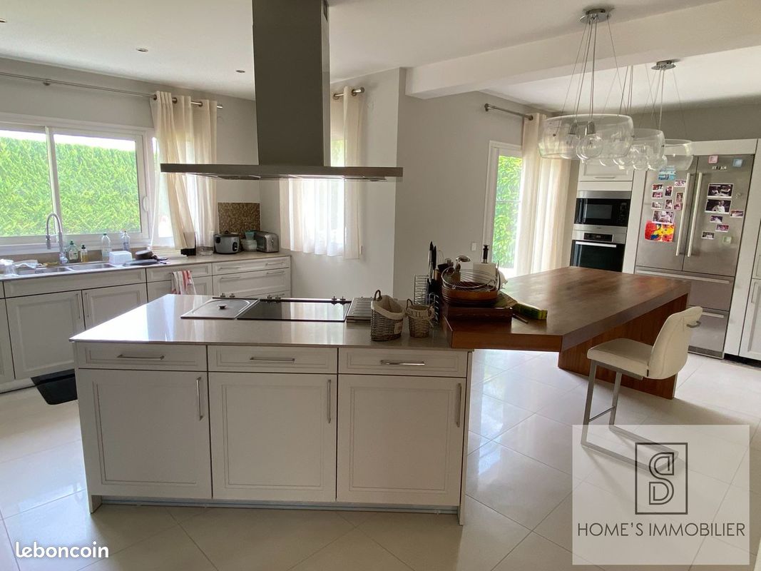 Maison 9 pièces 348 m² (image 6)