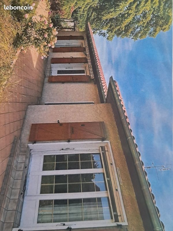 Maison 4 pièces 133 m² · à Péronnas · 133 m² · 255 000 €