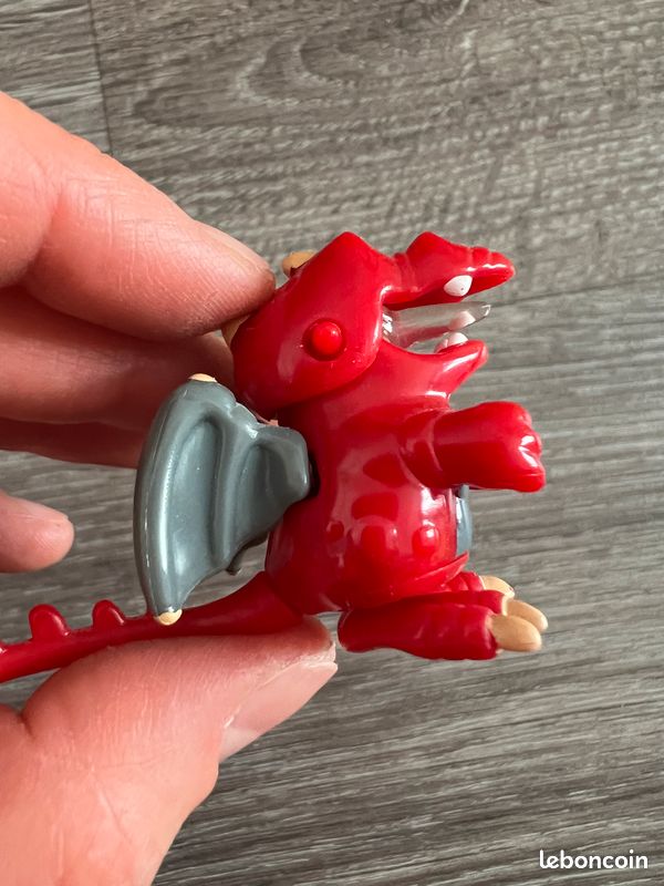 Jouet Kinder Surprise DRAGONS 2007 Collection