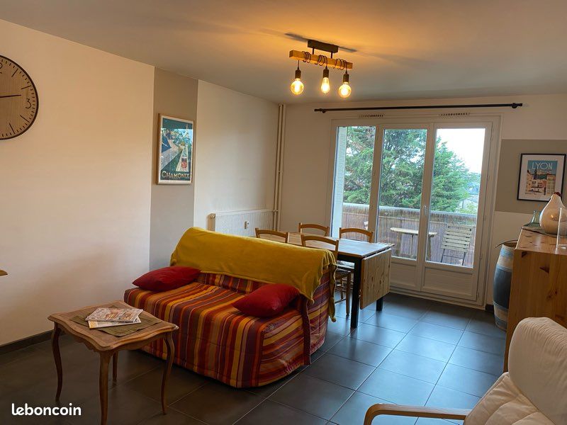 Appartement 2 pièces 53 m² · à Bron · 53 m² · 950 €/mois