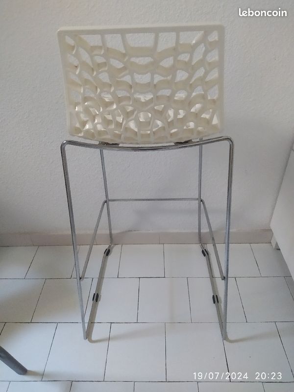 Tabouret haut (image 4)