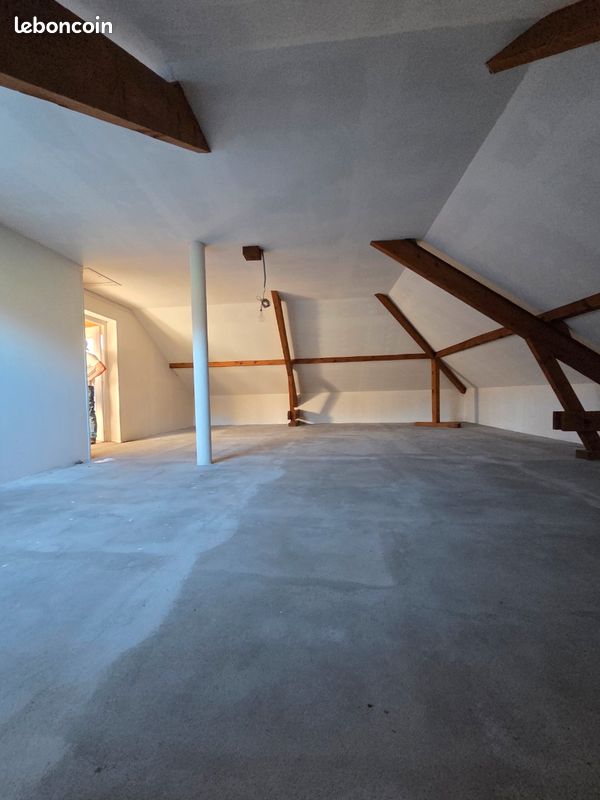 Appartement 2 pièces 149 m² · à Grésy-sur-Aix · 149 m² · 225 000 €