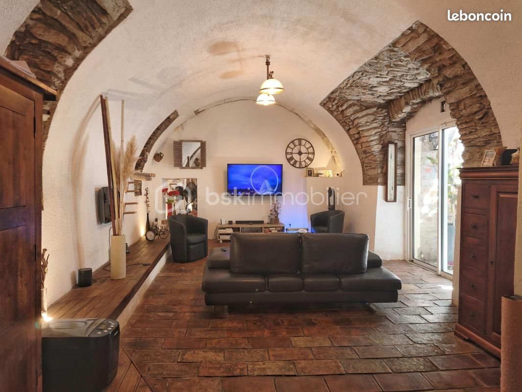 Maison 5 pièces 179 m² · à Faugères · 179 m² · 290 000 €