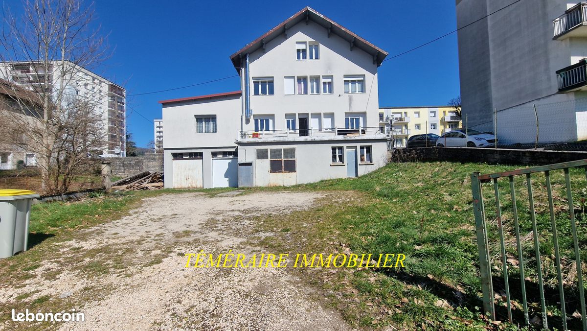 Appartement 3 pièces 61 m² · à Champagnole · 61 m² · 73 000 €