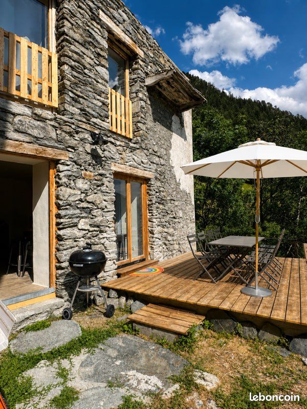 Maison 3 pièces 50 m² · à Montvalezan · 50 m² · 1 200 €/mois