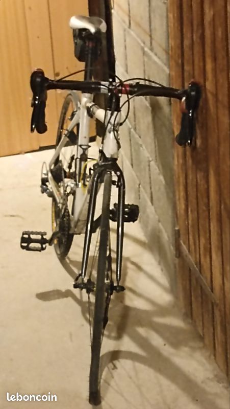 Vélo Btwin Triban T3 2012 (image 2)