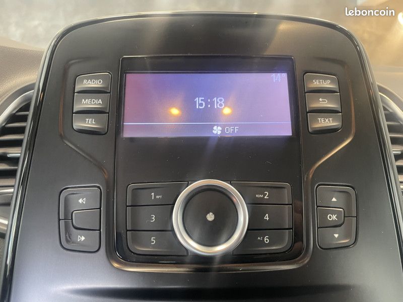 Renault SCENIC IV 1.2 TCE 115CH ENERGY LIFE (image 18)