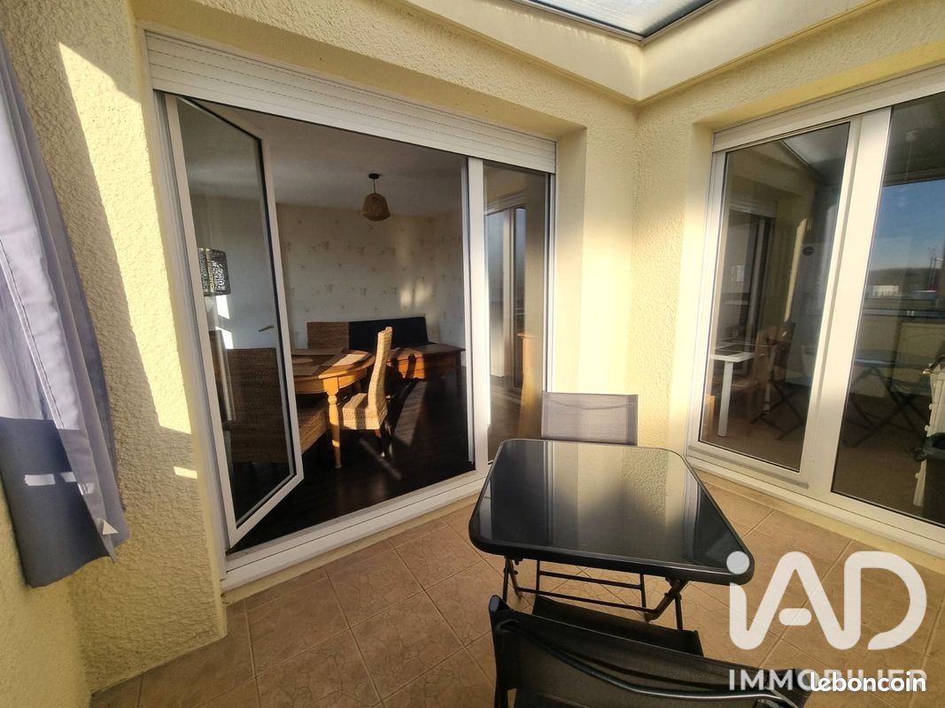 Appartement 3 pièces 73 m² · à Épernon · 73 m² · 910 €