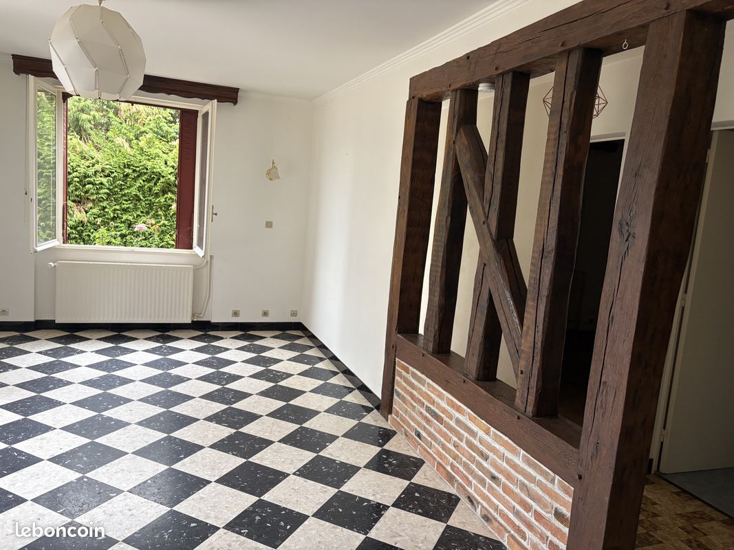 Maison 7 pièces 126 m² · à Lamotte-Beuvron · 126 m² · 262 500 €