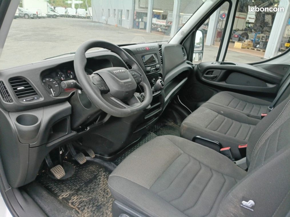 Iveco Daily Caisse hayon CCb 35C16H empattement 4100 3.0 (image 5)