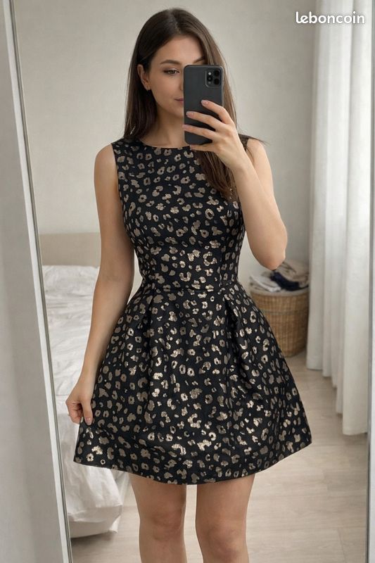 Robe Sans Manches à Motif Multicolore - Taille XS, Neuve Sans étiquettes, Jamais Portée
