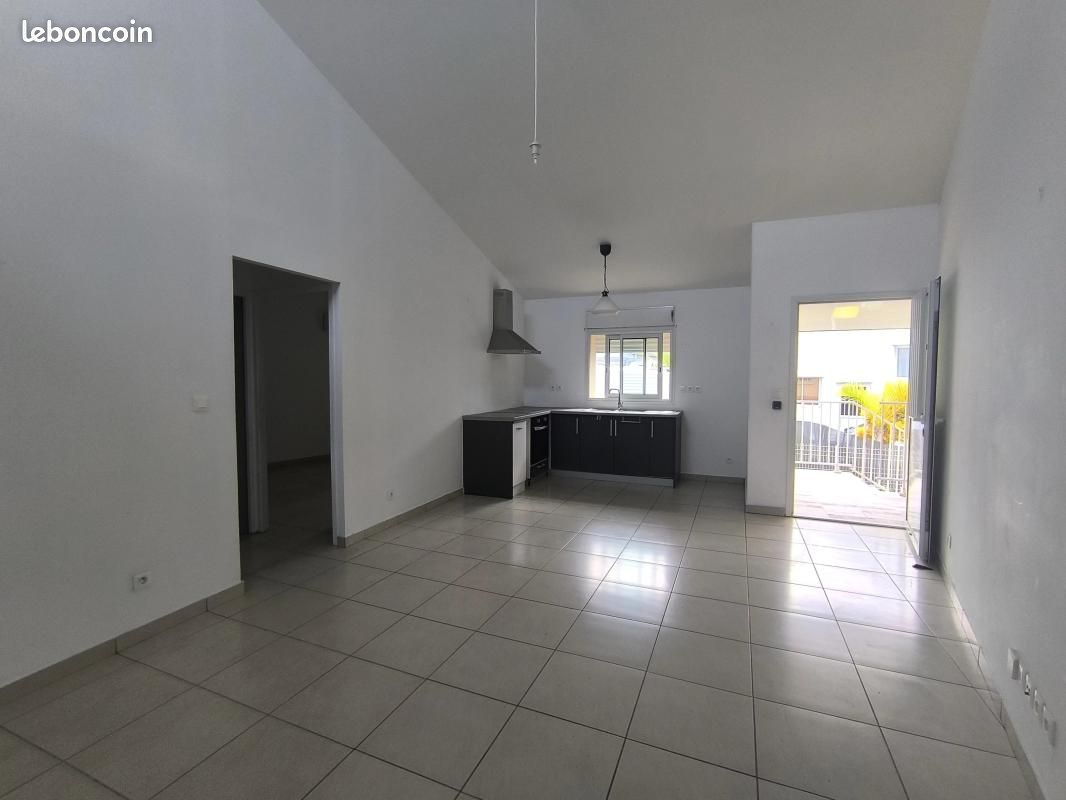 Appartement 3 pièces 71 m² · à Saint-Philippe · 71 m² · 675 €