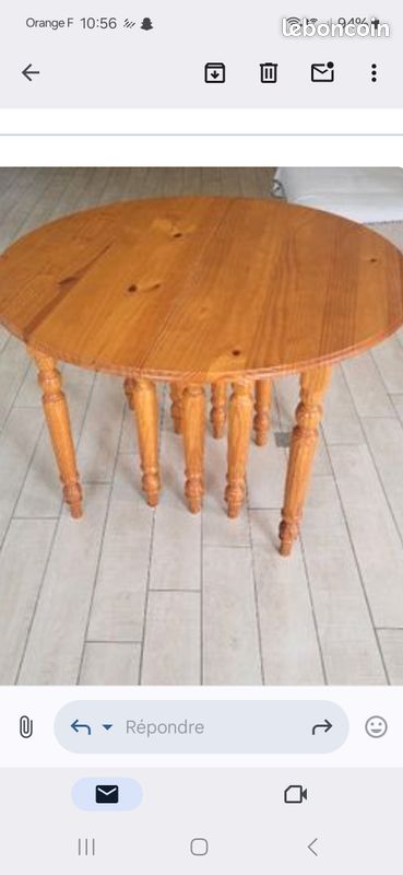 Vend table de salle a manger plus 6 chaises (image 1)