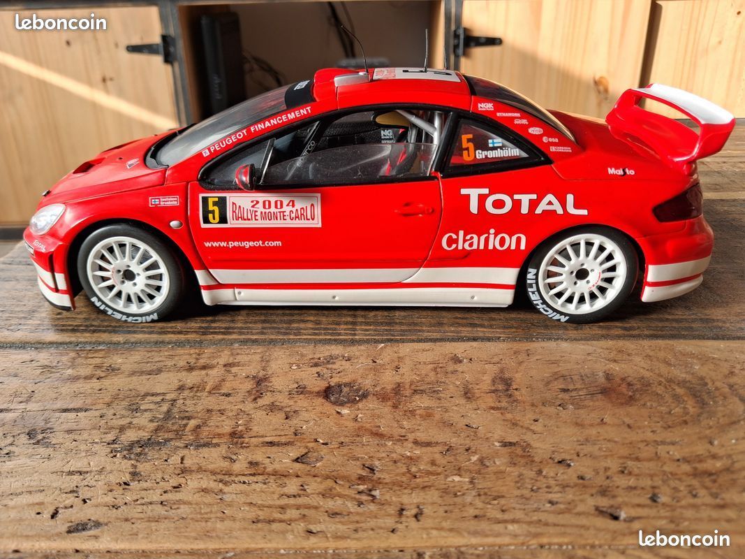 Miniature Peugeot 307 WRC – Échelle 1/18 – Modèle De Rallye – Occasion