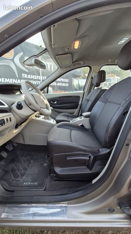 Renault Scenic III 1.5dci 110cv privilège (image 5)