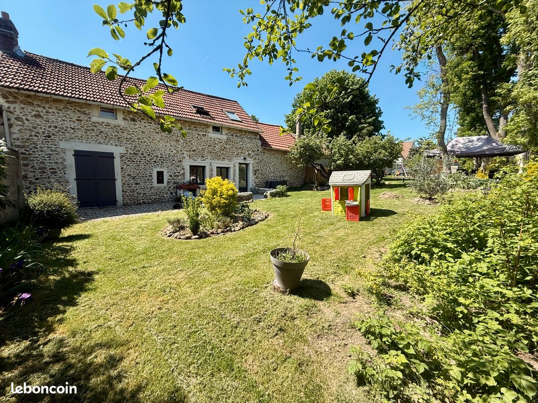 Maison 4 pièces 85 m² · à Maurepas · 85 m² · 389 000 €