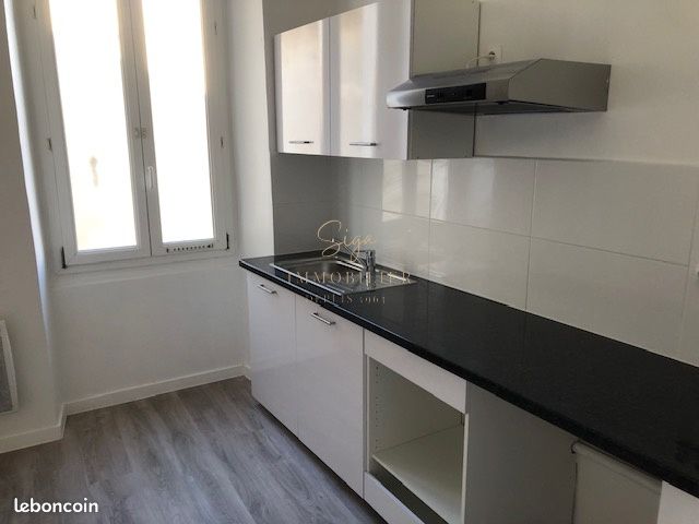 Appartement 3 pièces 74 m² · à Marseille · 74 m² · 990 €/mois