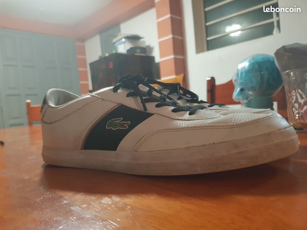 Vend une basket Lacoste en 44 (image 1)