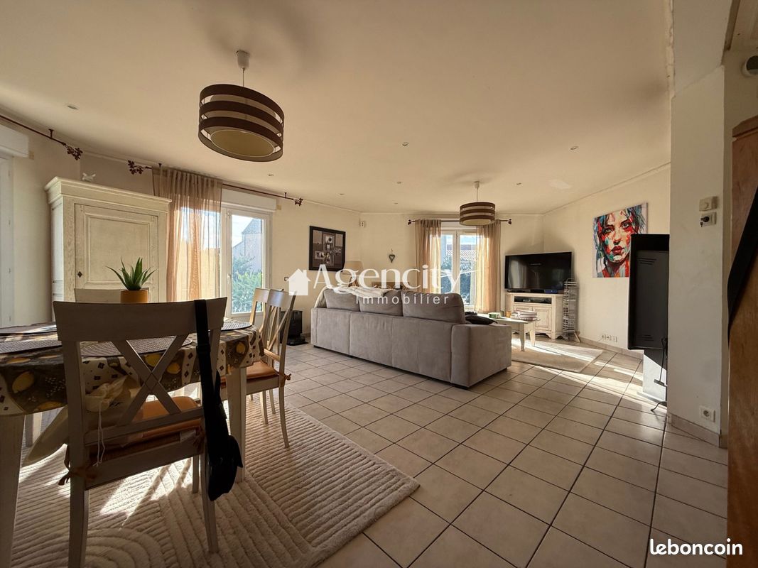 Maison 6 pièces 119 m² · à Montévrain · 119 m² · 482 500 €