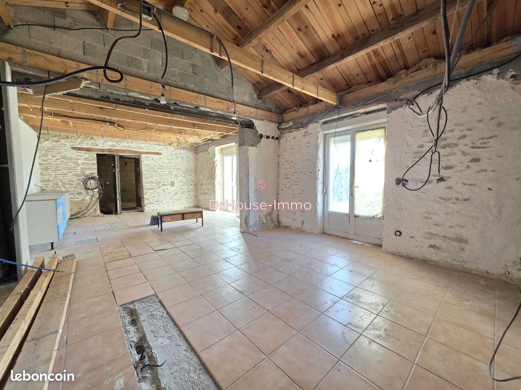 Maison 2 pièces 66 m² · à Chaillé-les-Marais · 66 m² · 69 000 €
