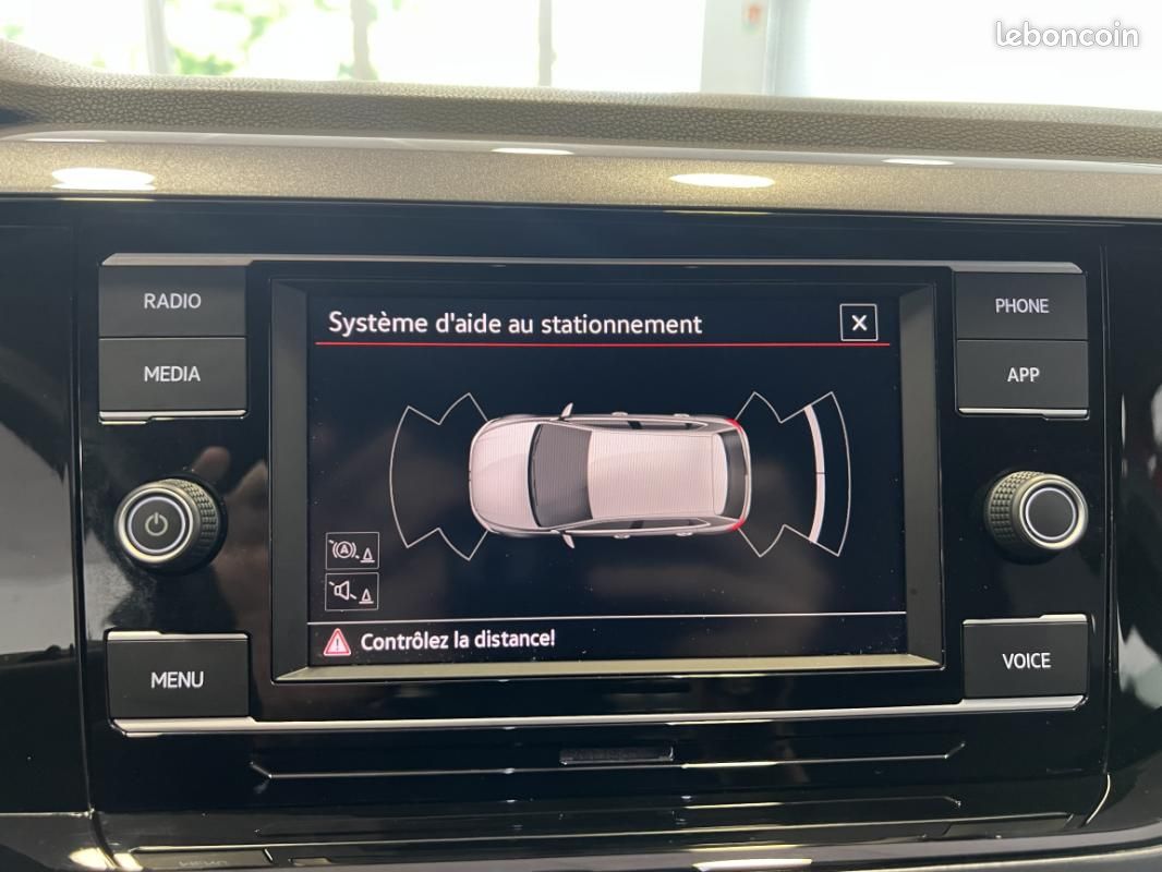 Volkswagen Polo 2.0 TSI 200 SetS DSG GTI (image 22)