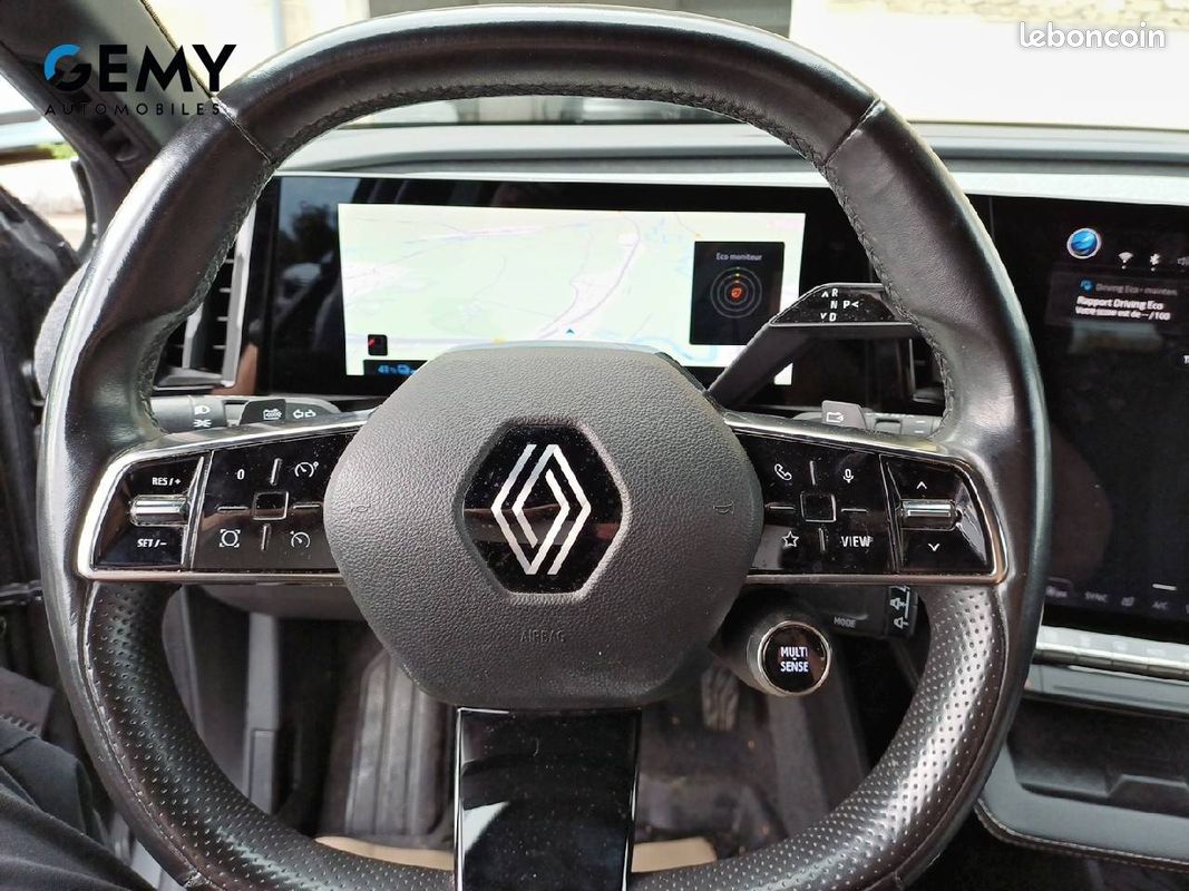 RENAULT Megane E-Tech EV60 220 ch super charge Techno (image 16)