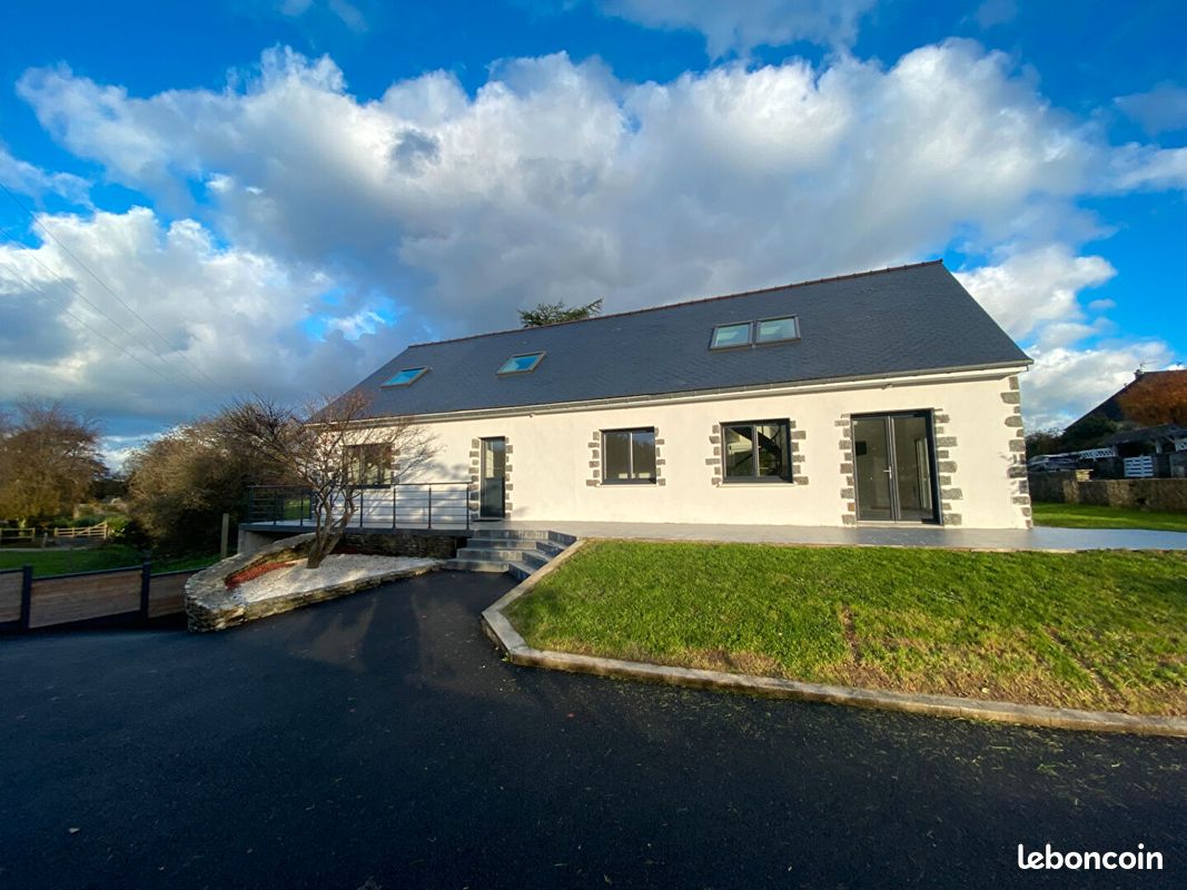 Maison 5 pièces 150 m² · à Digosville · 150 m² · 1 350 €