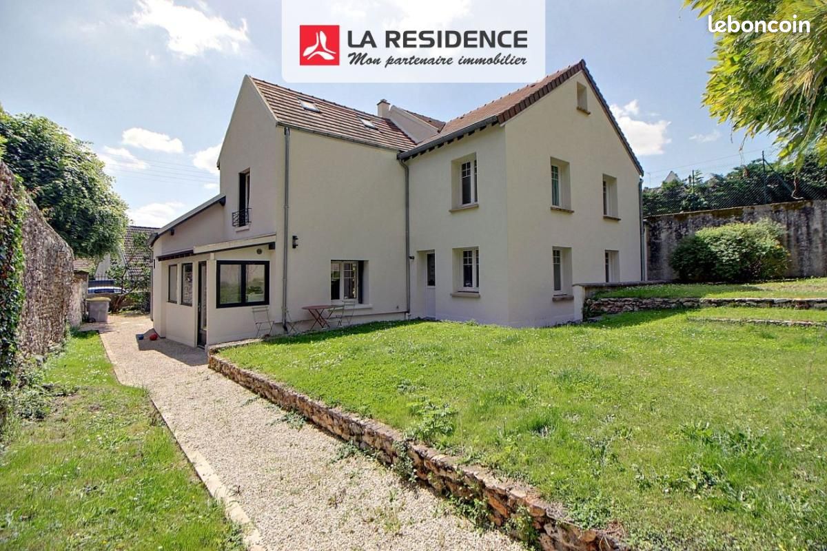 Maison 8 pièces 150 m² · à Triel-sur-Seine · 150 m² · 525 000 €