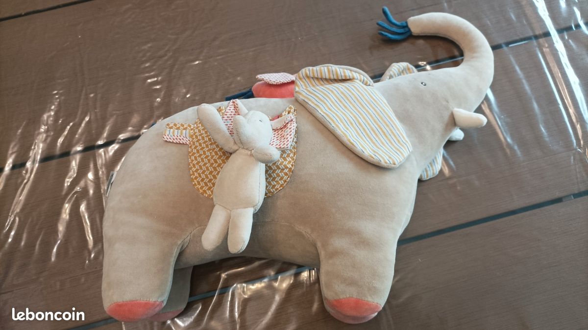 Éléphant multi activités Moulin roty (image 1)