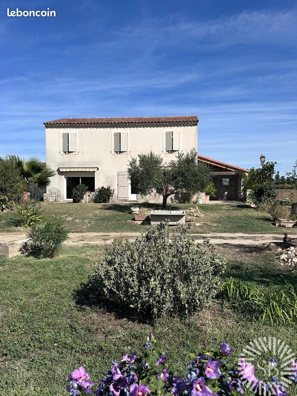 Maison 9 pièces 220 m² · à Avignon · 220 m² · 398 000 €