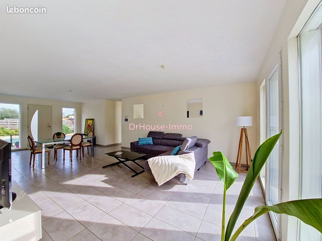 Maison 5 pièces 128 m² · à Chauray · 128 m² · 289 000 €