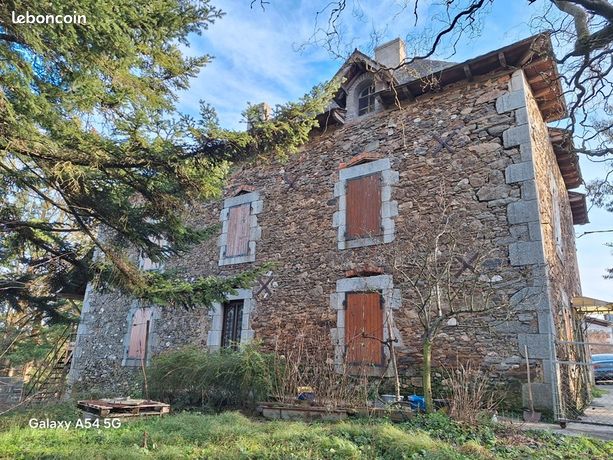Ferme 9 pièces 200 m²