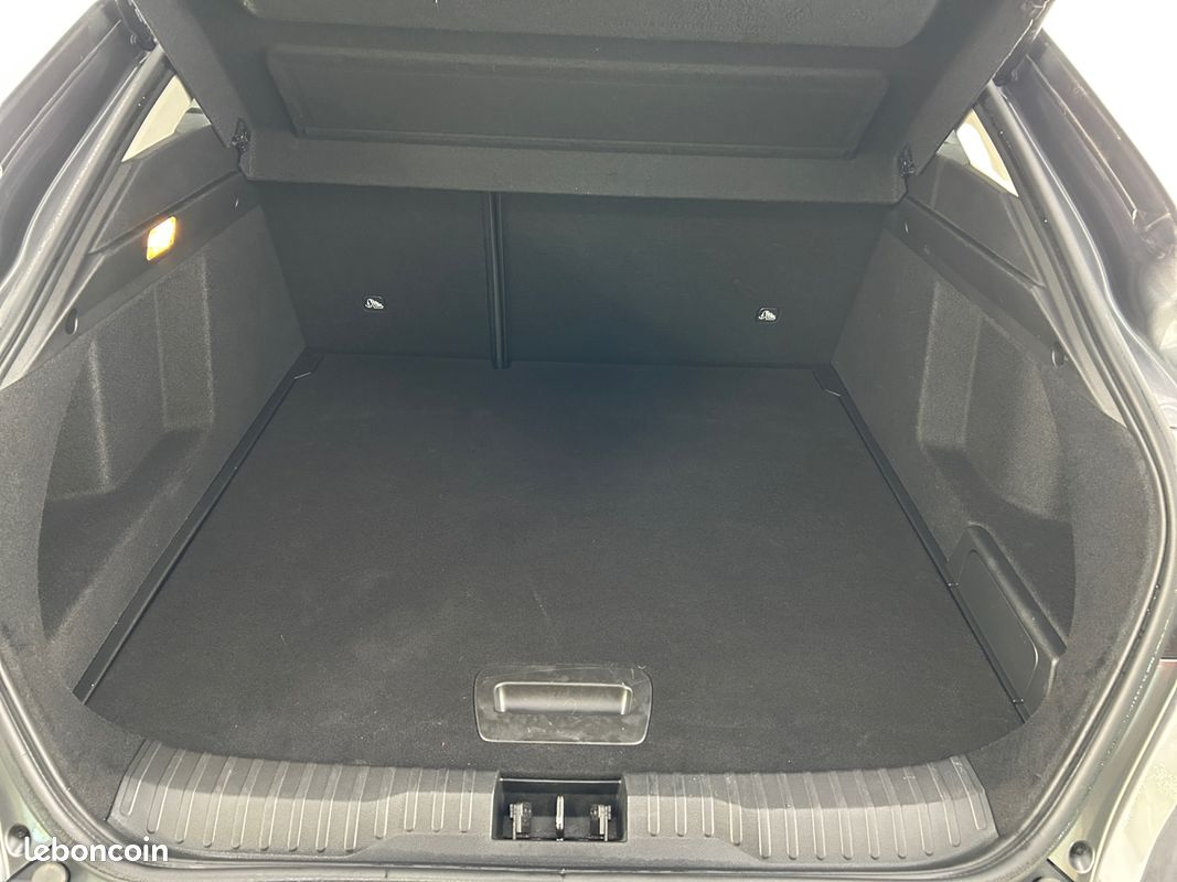 RENAULT Arkana E-Tech hybride 145 - 22 Techno (image 18)