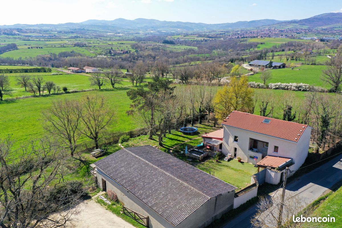 Maison 6 pièces 180 m² · à Chaponost · 180 m² · 618 000 €