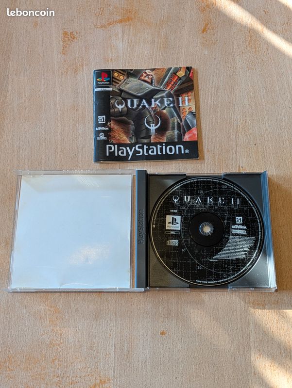 Quake II Ps1 Black Label Complet - Jeux vidéo