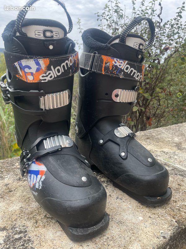 Chaussure ski Salomon 26 (taille 42 petit) Sport Plein air