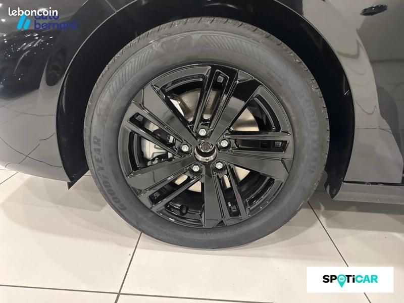 Peugeot 308 1.2 Hybrid 145ch Style e-DCS6 (image 11)