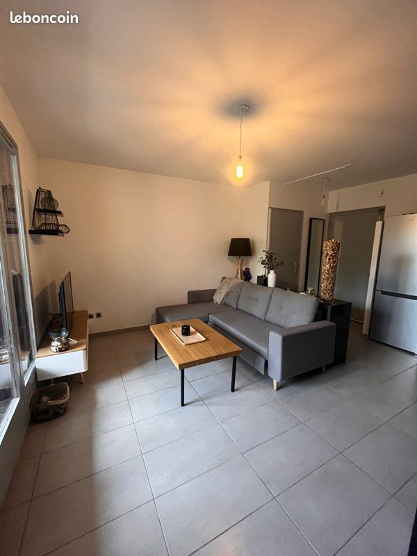 Appartement 2 pièces 35 m² · à Sainte-Foy-lès-Lyon · 35 m² · 890 €/mois