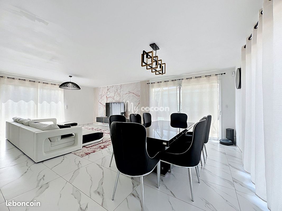 Maison 5 pièces 130 m² · à Blyes · 130 m² · 449 000 €